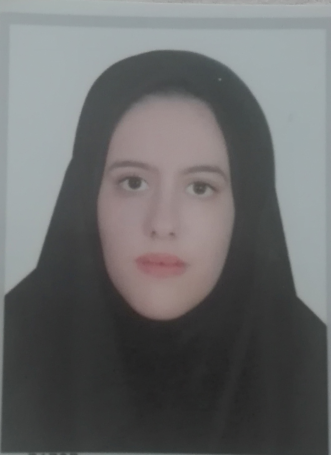 زهرا فخری