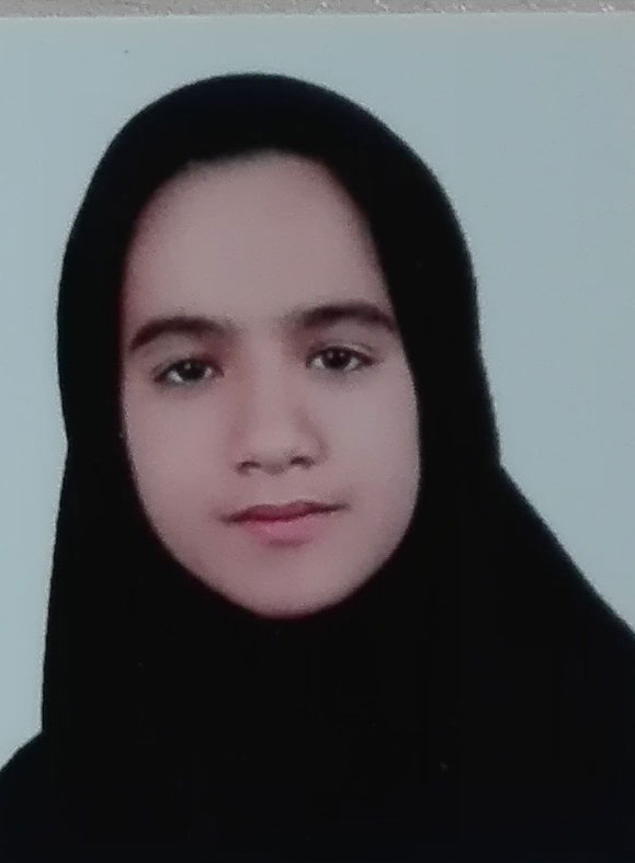 آیناز زیرک